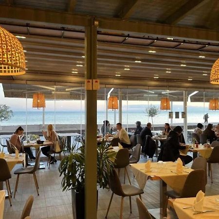 Sea View Apartments Durres Bagian luar foto