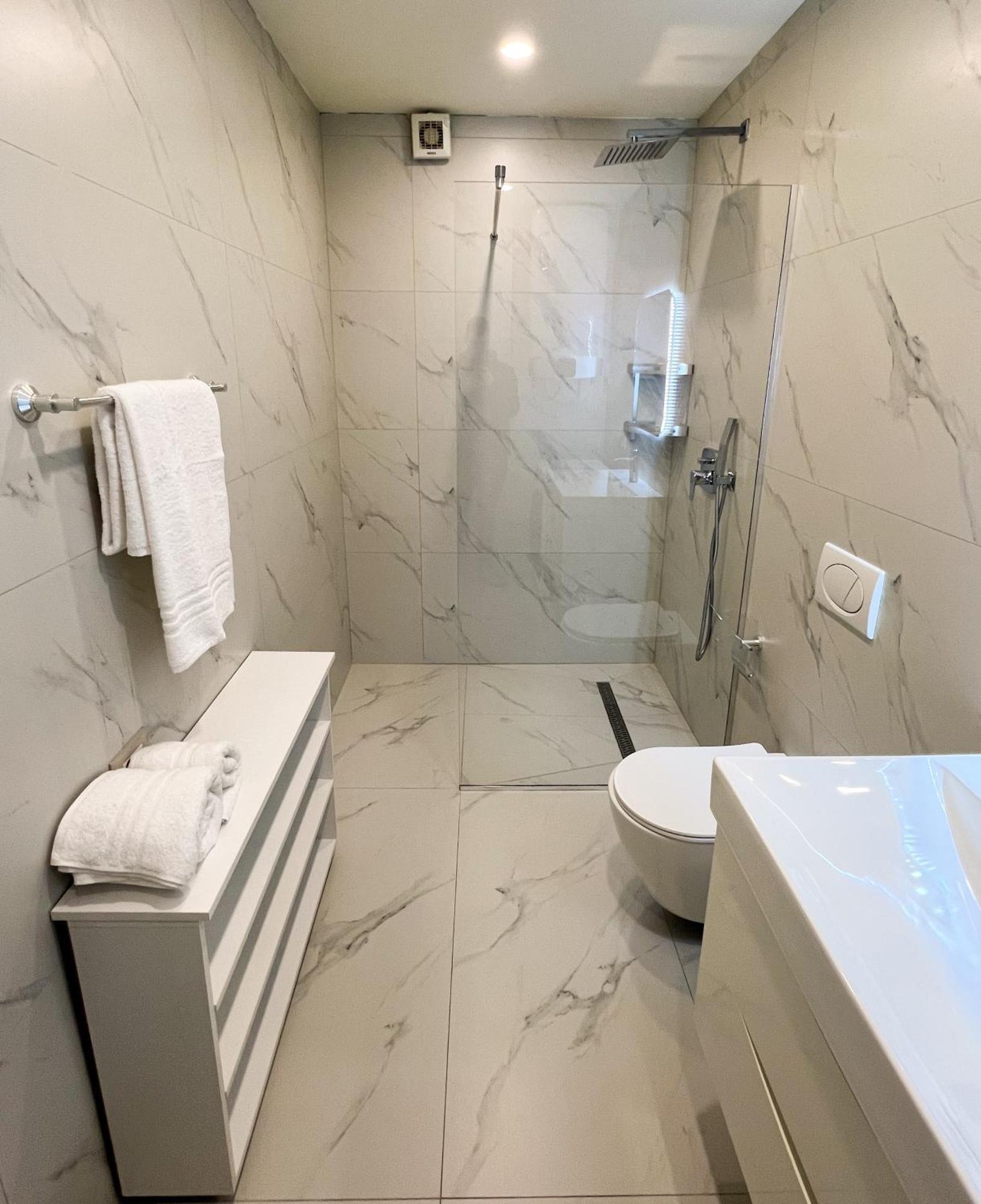 Sea View Apartments Durres Bagian luar foto