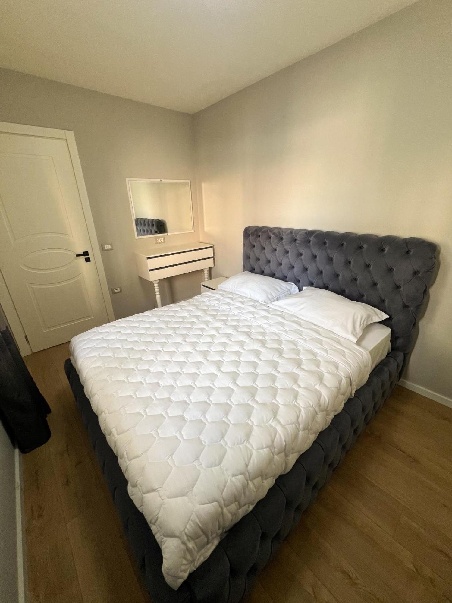 Sea View Apartments Durres Bagian luar foto