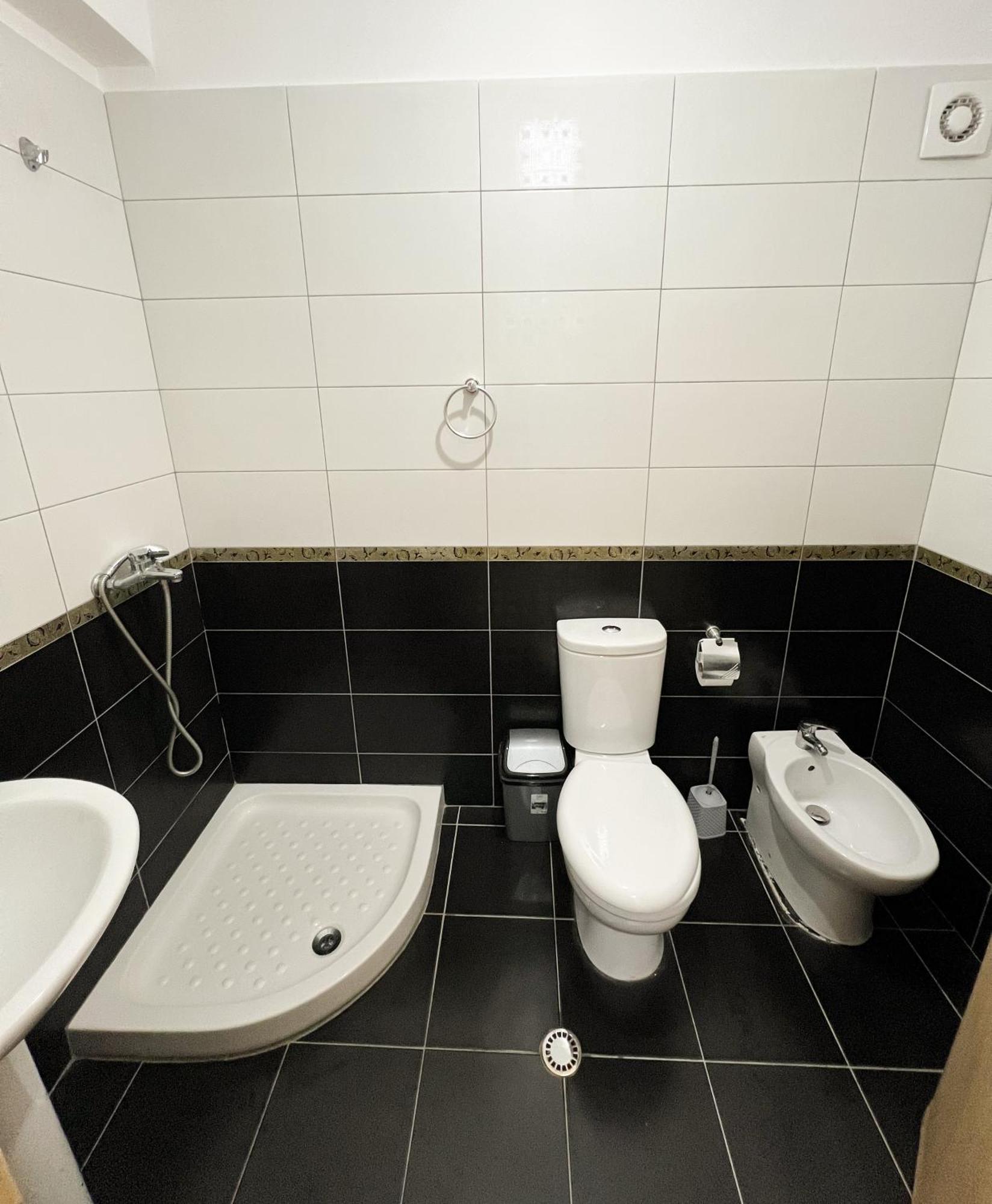 Sea View Apartments Durres Bagian luar foto